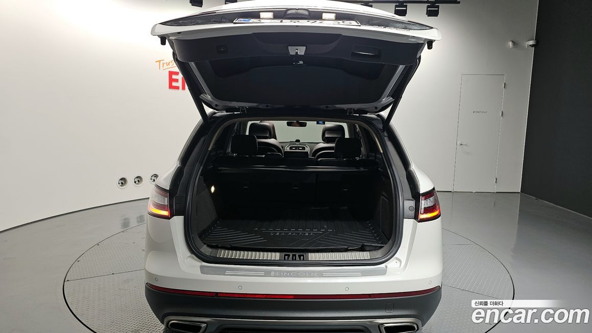 Lincoln Nautilus 2020