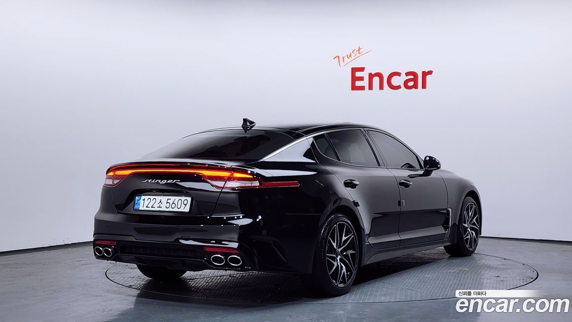 Kia Stinger 2023