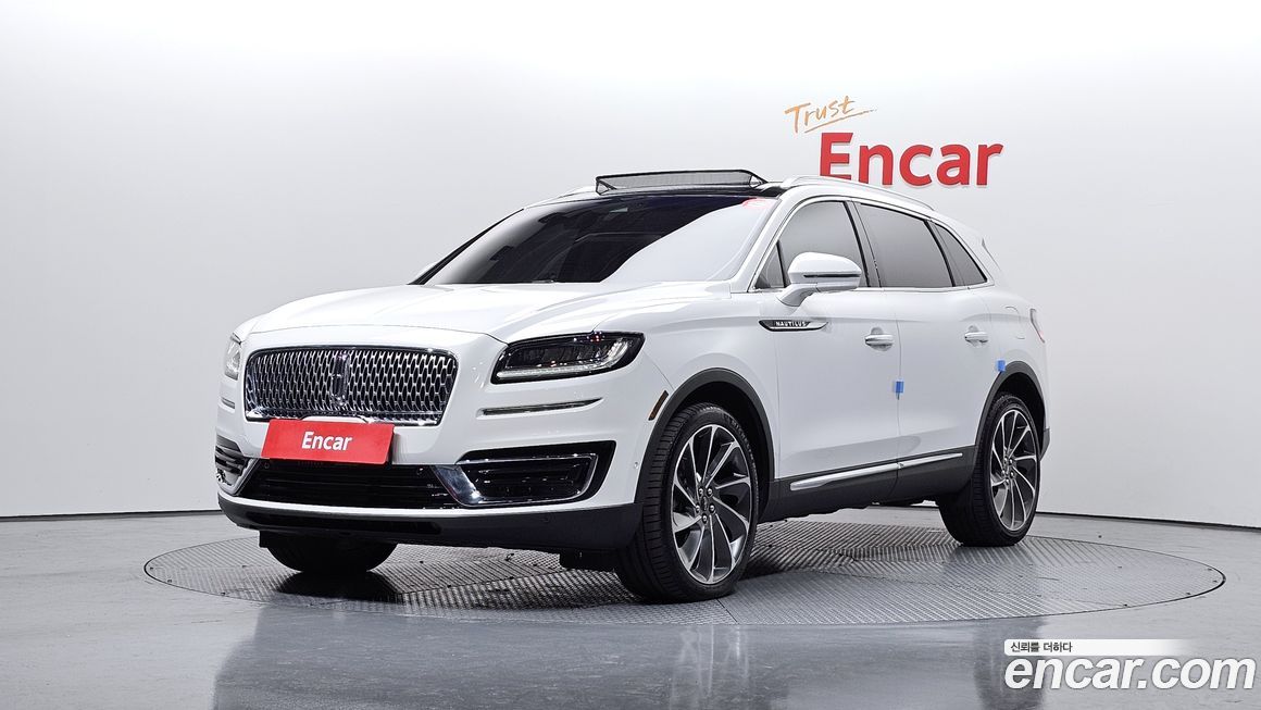 Lincoln Nautilus 2020