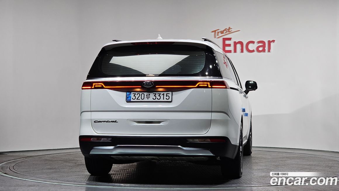 Kia Canival 2021
