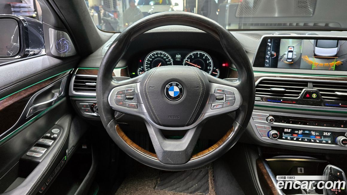 BMW 7-Series 2016