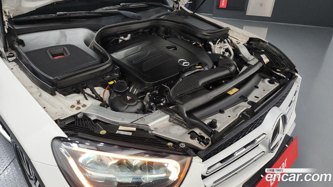 Mercedes-Benz GLC-Class 2020