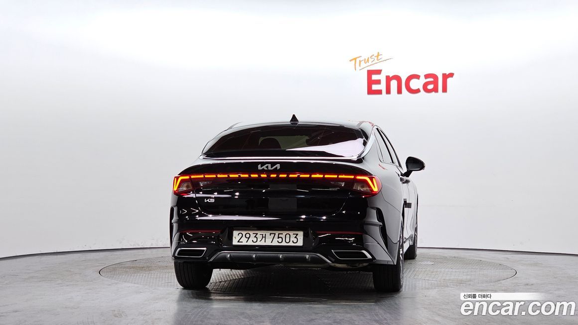 Kia K5 2023