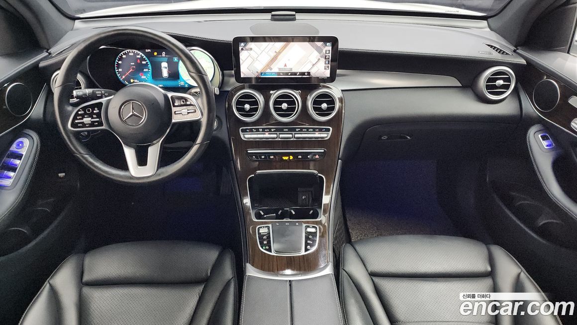 Mercedes-Benz GLC-Class 2020