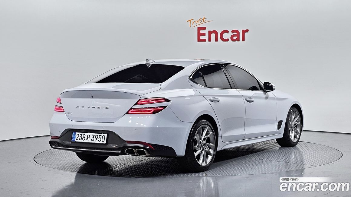 Genesis G70 2022
