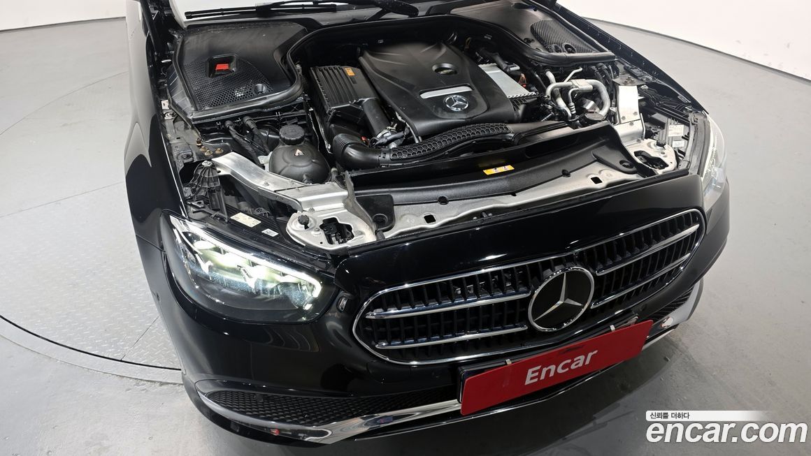 Mercedes-Benz E-Class 2021