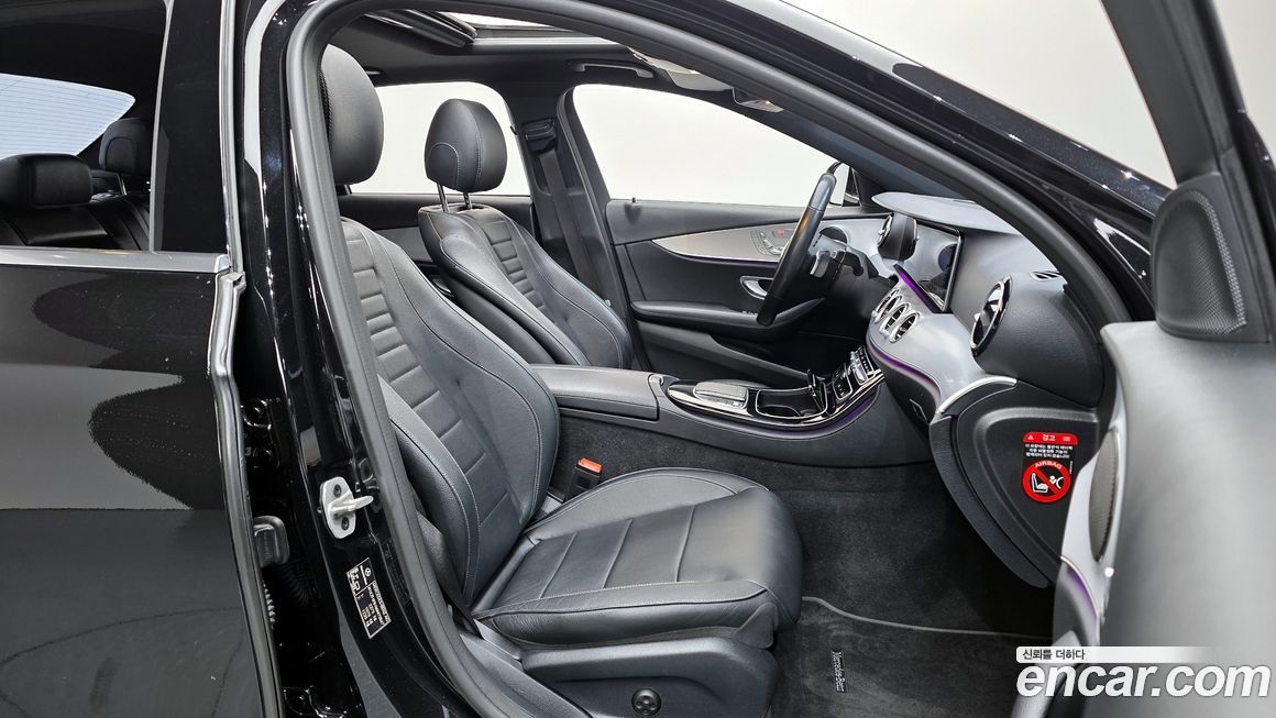 Mercedes-Benz E-Class 2021