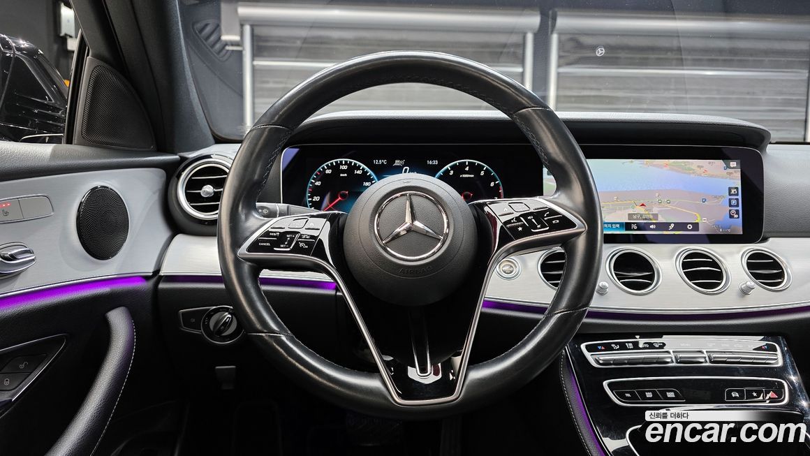 Mercedes-Benz E-Class 2021