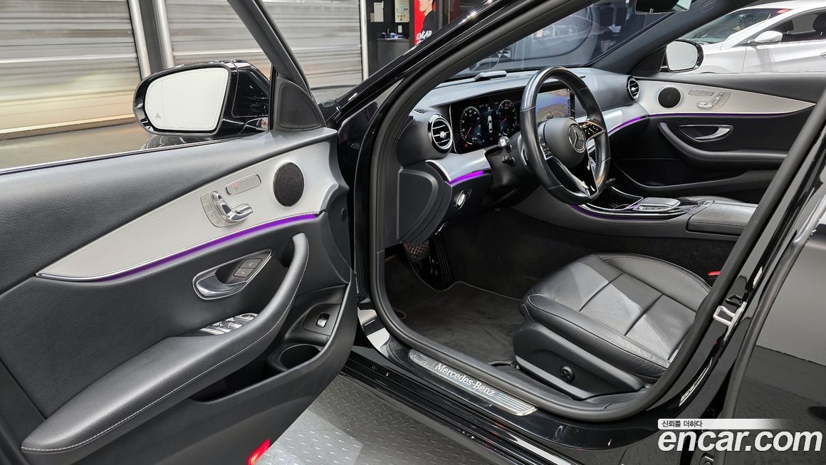 Mercedes-Benz E-Class 2021