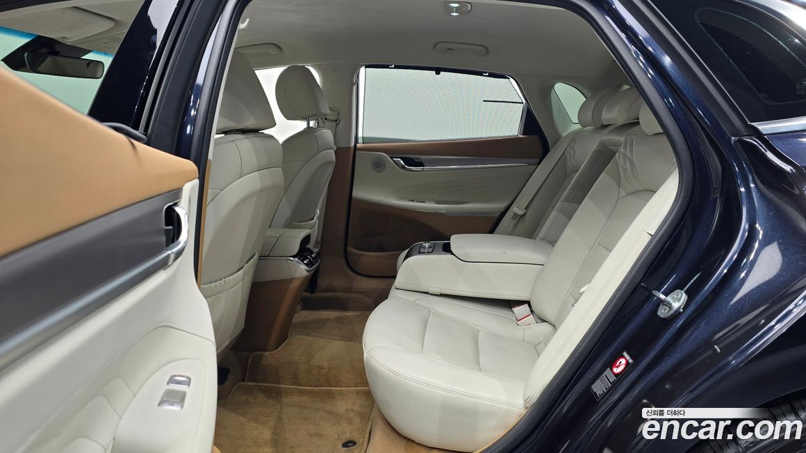 Hyundai Grandeur 2021