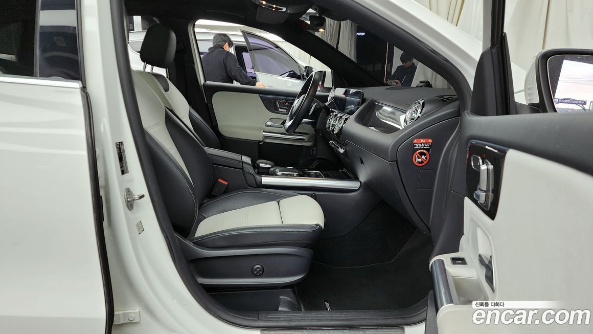 Mercedes-Benz GLA-Class 2020