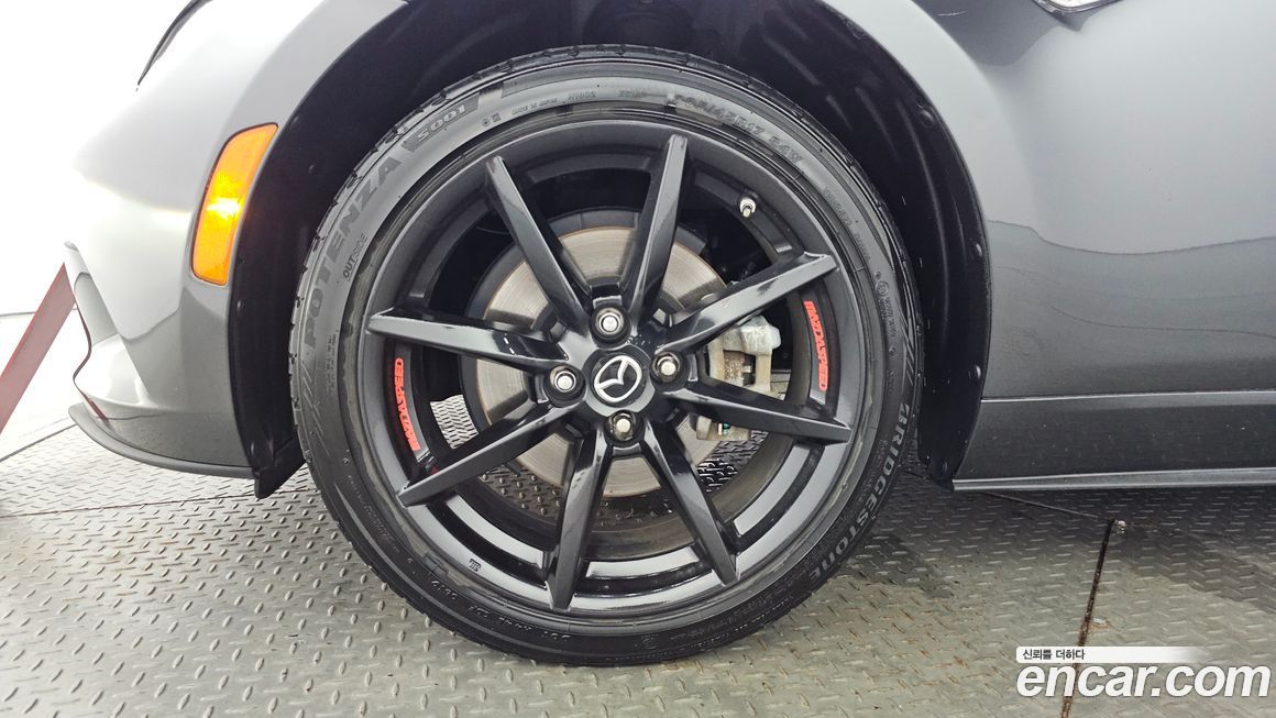 Mazda MX-5 Miata 2019