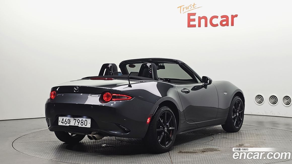 Mazda MX-5 Miata 2019