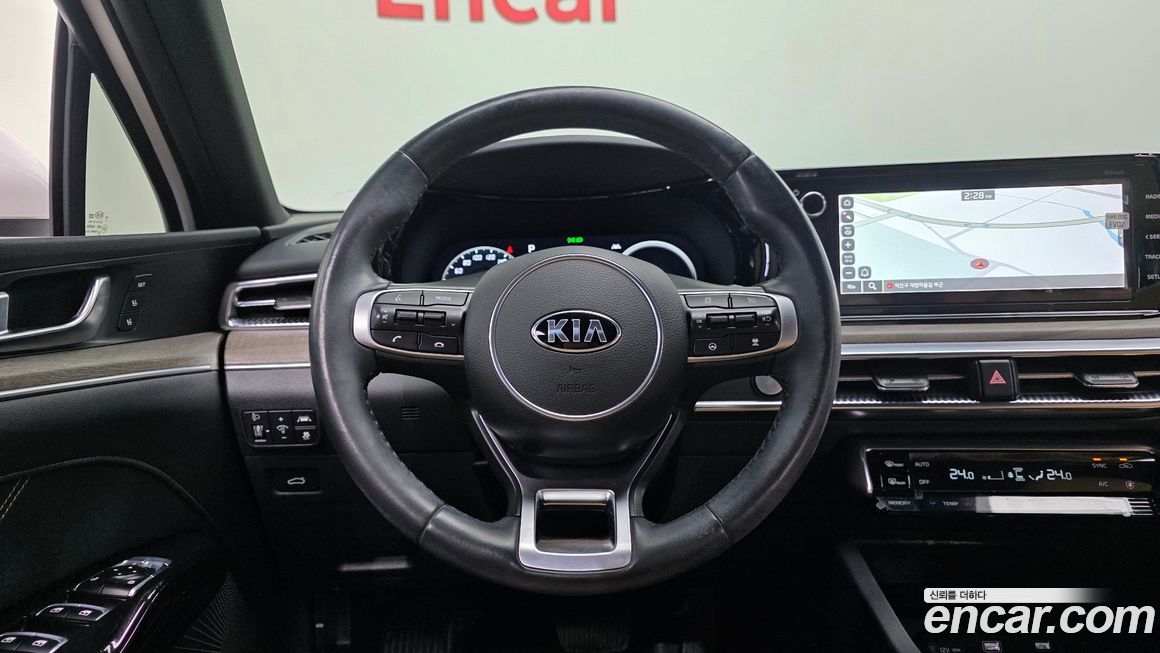 Kia K5 2021