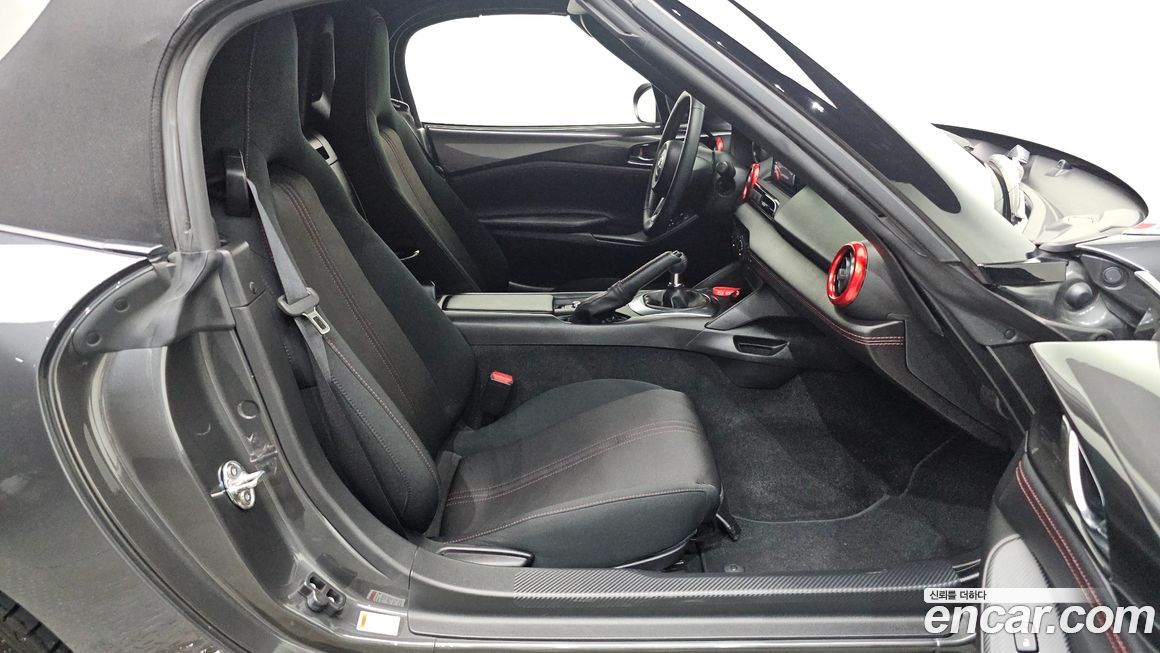 Mazda MX-5 Miata 2019