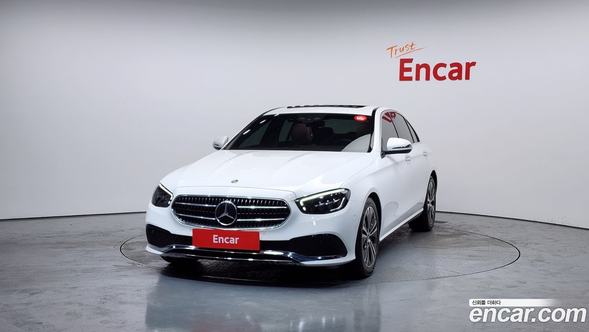 Mercedes-Benz E-Class 2021