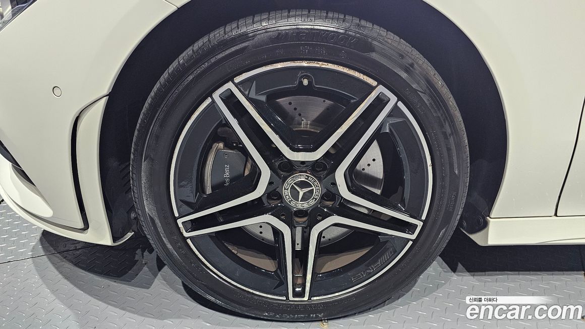 Mercedes-Benz CLA-Class 2020