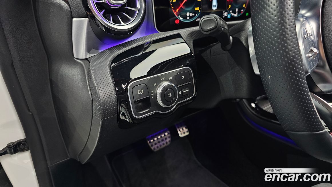 Mercedes-Benz CLA-Class 2020