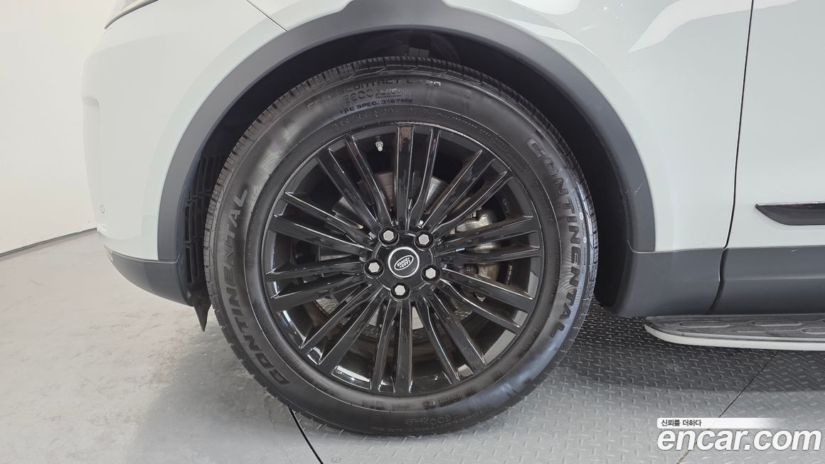 Land Rover Discovery 2018