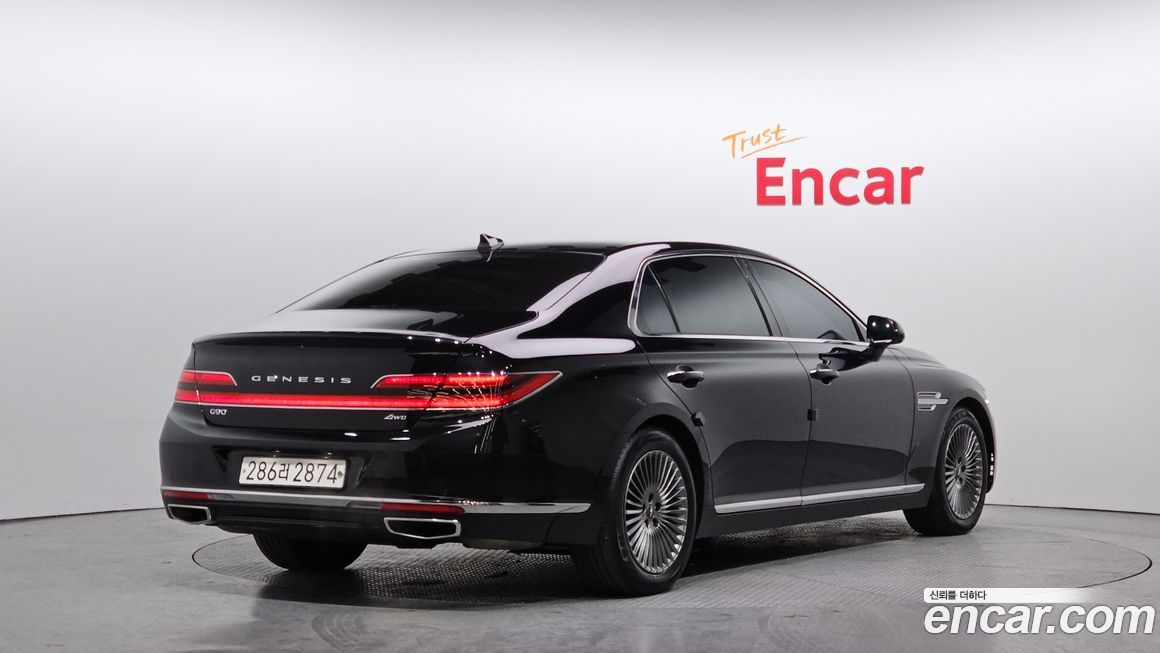 Genesis G90 2021