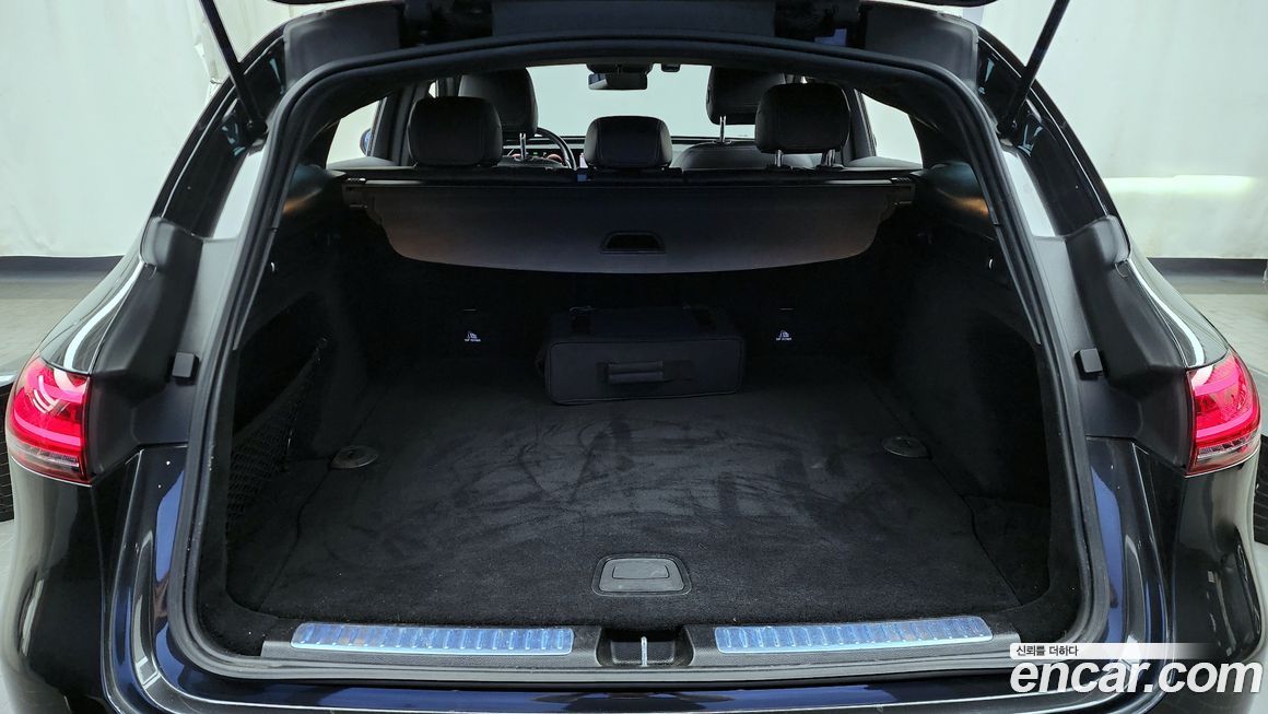 Mercedes-Benz EQC 2021