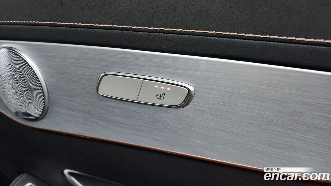 Mercedes-Benz EQC 2021