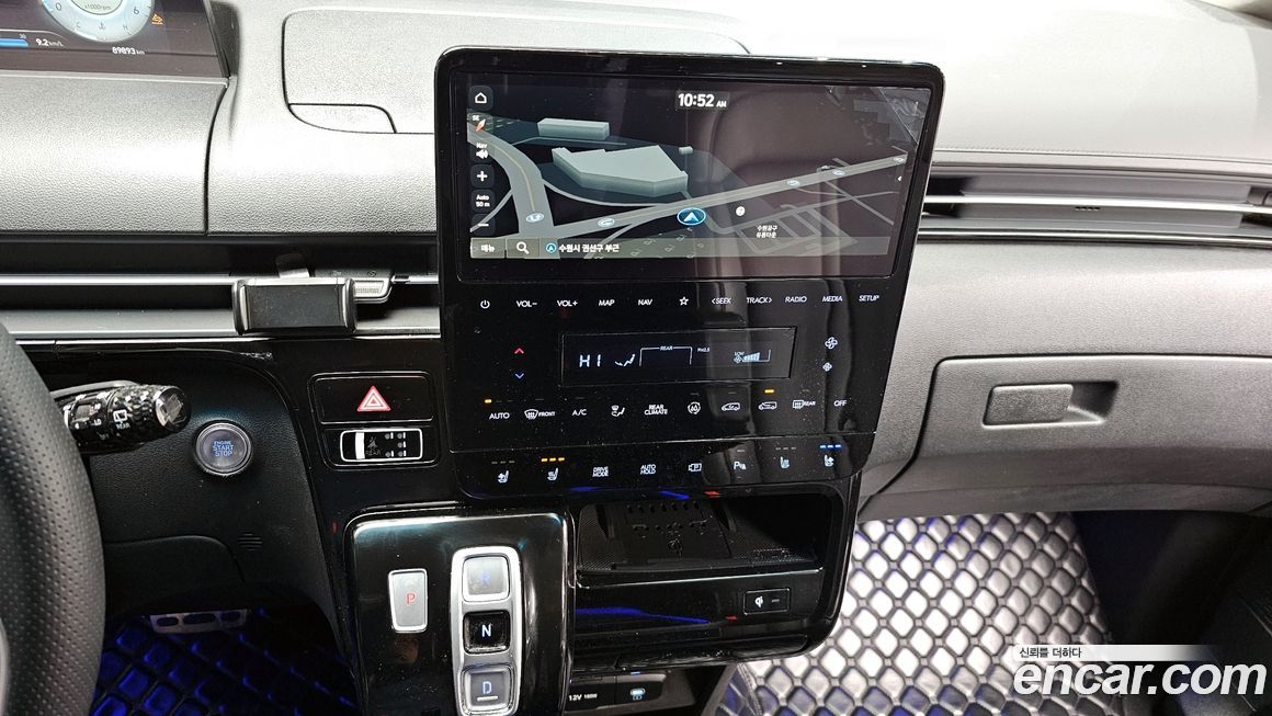 Hyundai Staria 2025