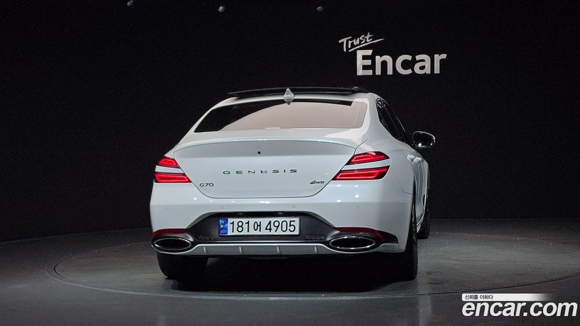 Genesis G70 2024
