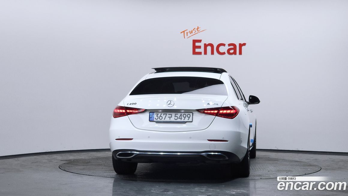 Mercedes-Benz C-Class 2022
