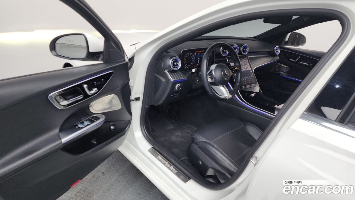 Mercedes-Benz C-Class 2022