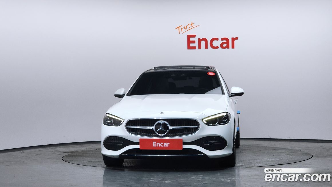 Mercedes-Benz C-Class 2022