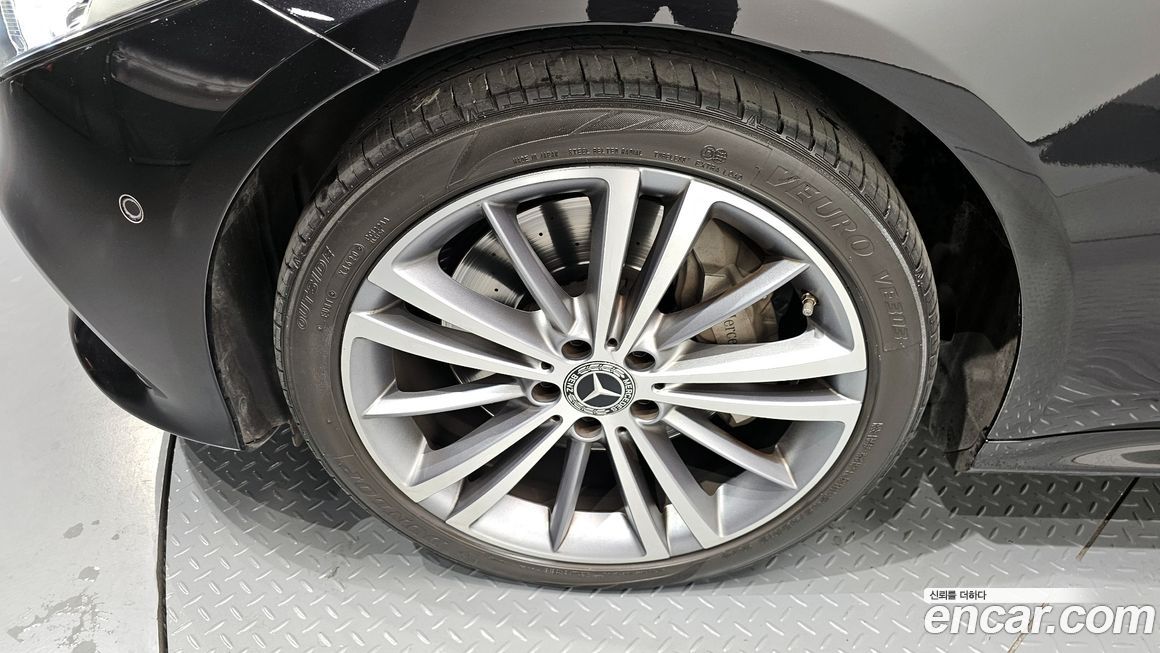 Mercedes-Benz CLS-Class 2019