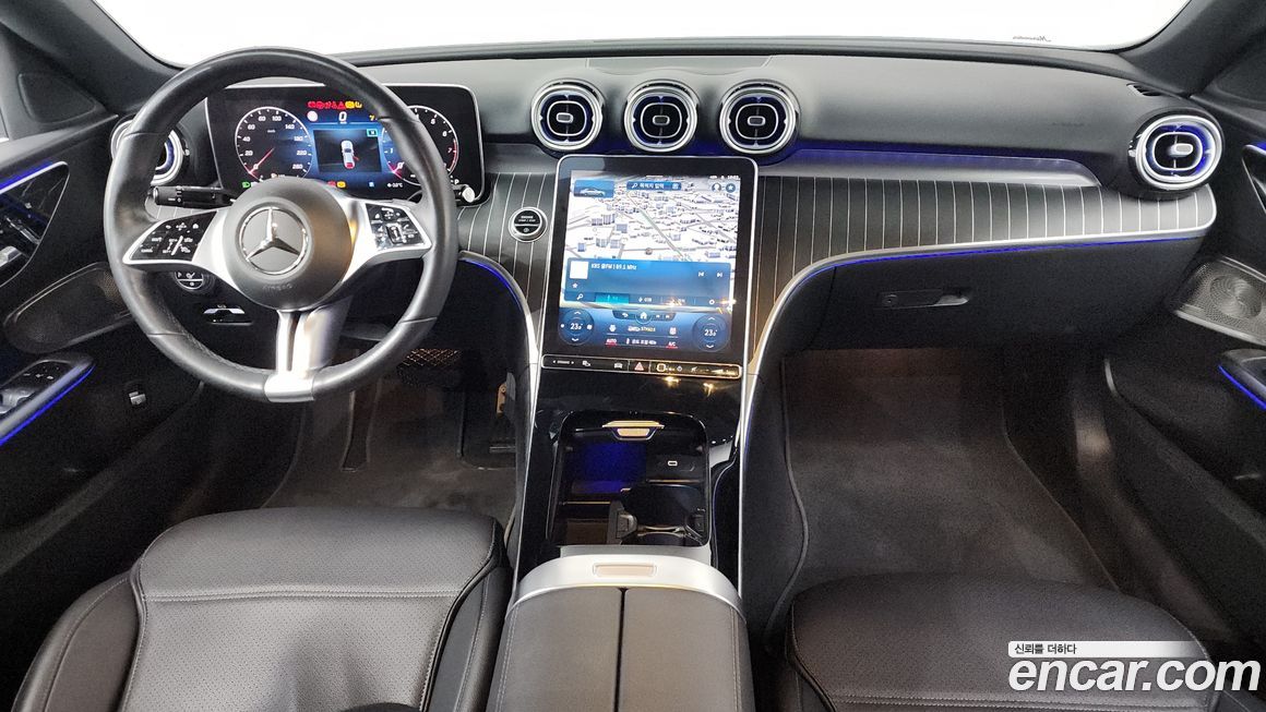 Mercedes-Benz C-Class 2022