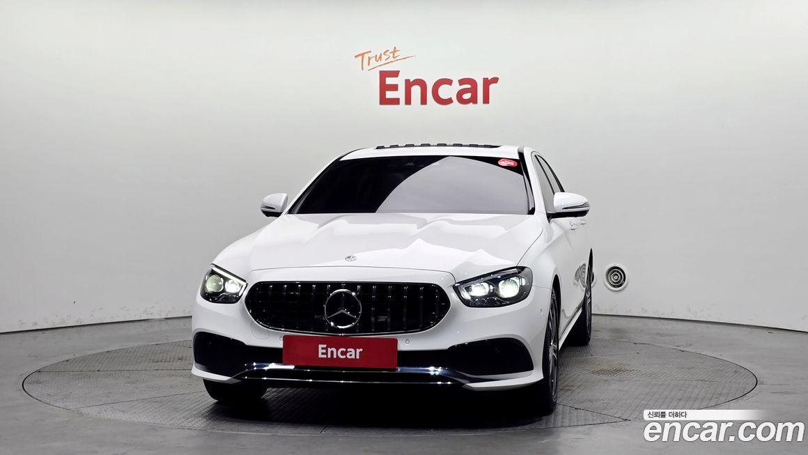 Mercedes-Benz E-Class 2021