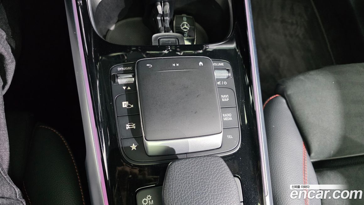 Mercedes-Benz GLB-Class 2022