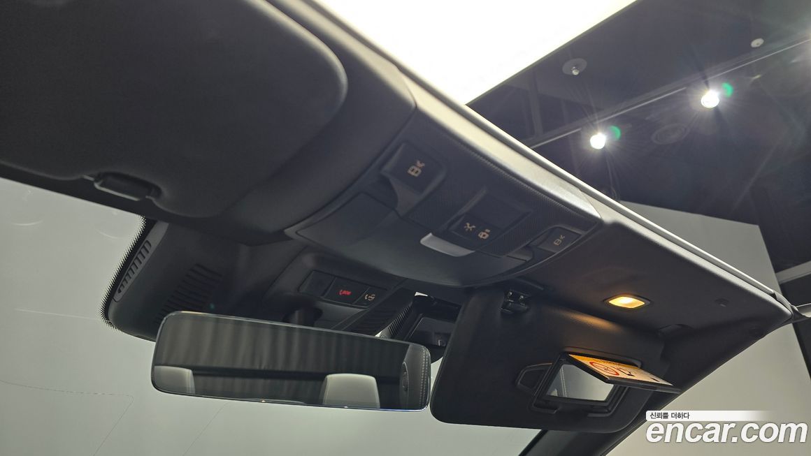 Mercedes-Benz C-Class 2022