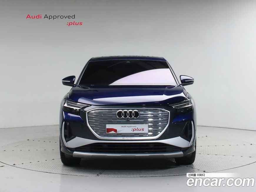 Audi Q4 e-tron 2023