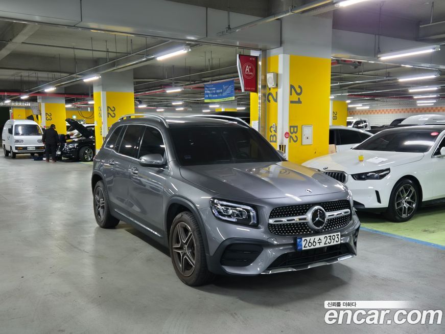 Mercedes-Benz GLB-Class 2022