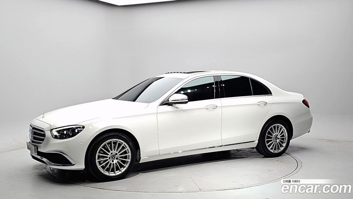 Mercedes-Benz E-Class 2021