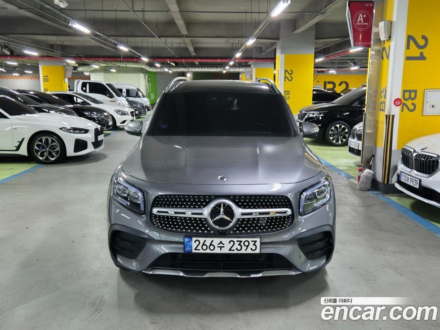 Mercedes-Benz GLB-Class 2022