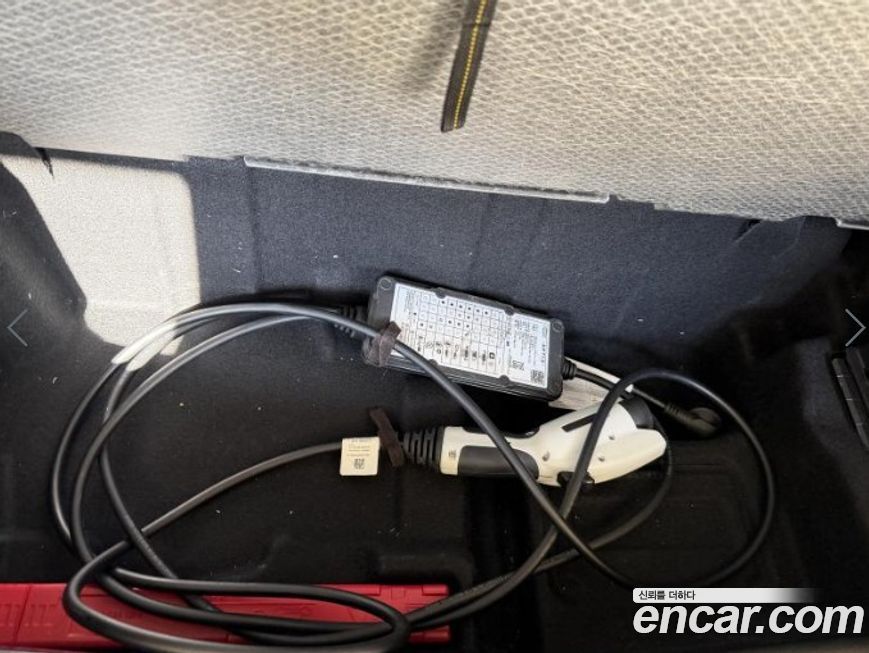 Mercedes-Benz GLC-Class 2021