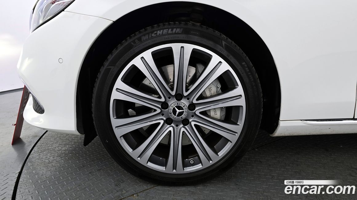 Mercedes-Benz E-Class 2020