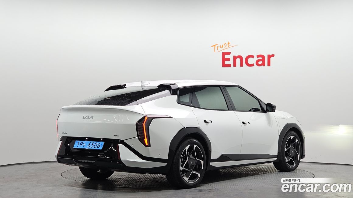 Kia EV4 2026