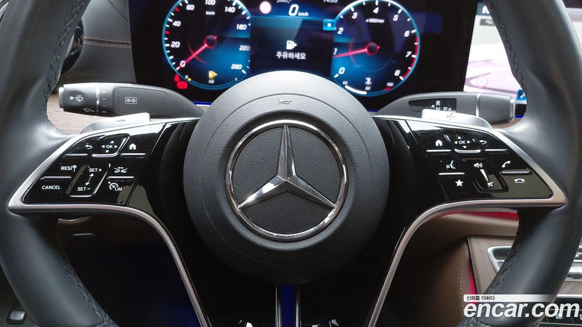 Mercedes-Benz E-Class 2021