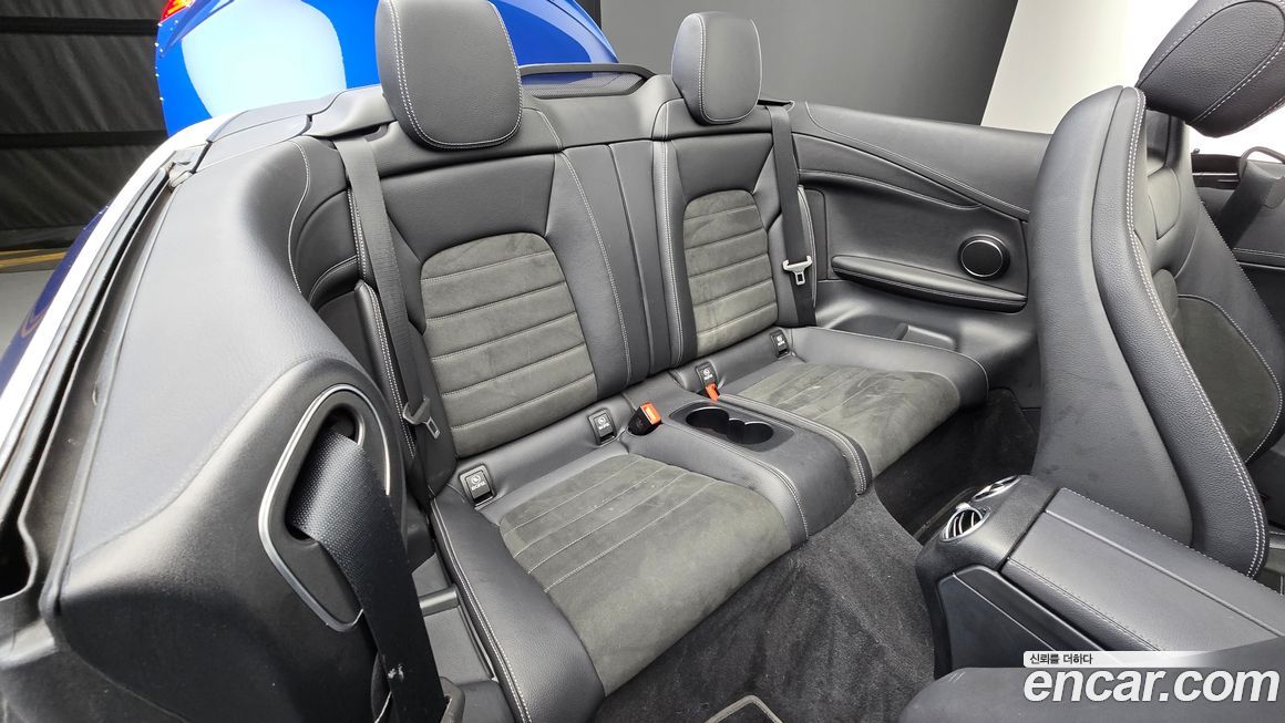 Mercedes-Benz C-Class 2022