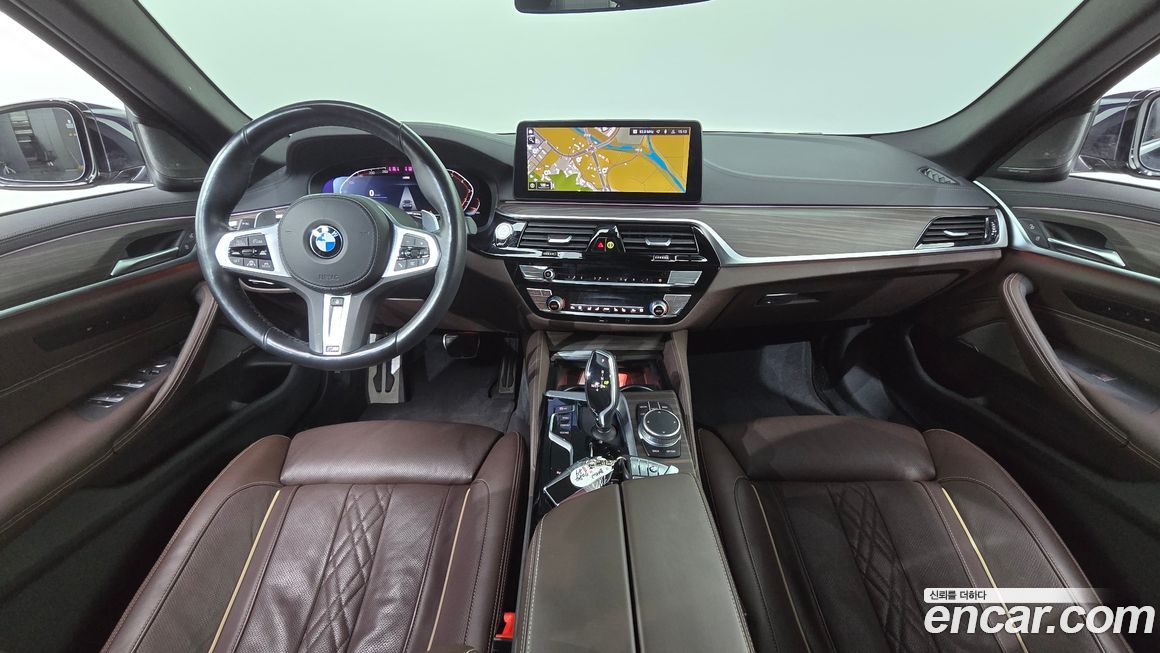 BMW 5-Series 2021