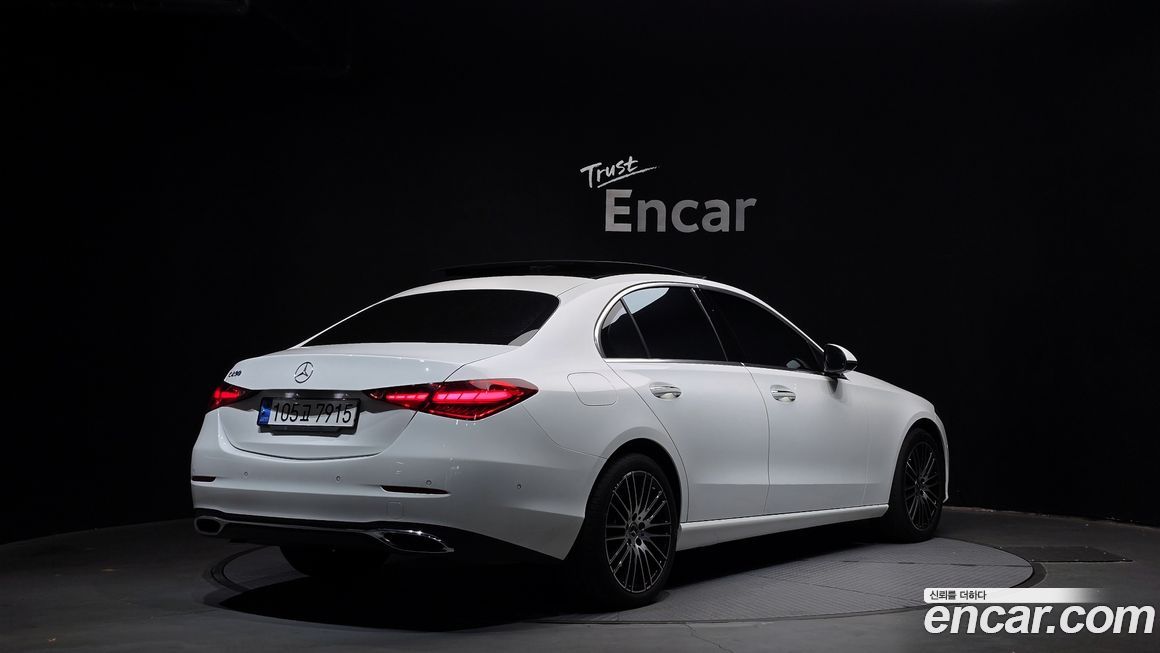 Mercedes-Benz C-Class 2023