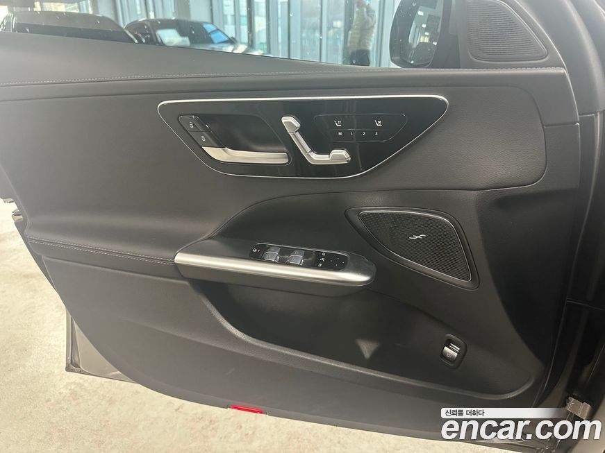 Mercedes-Benz C-Class 2022