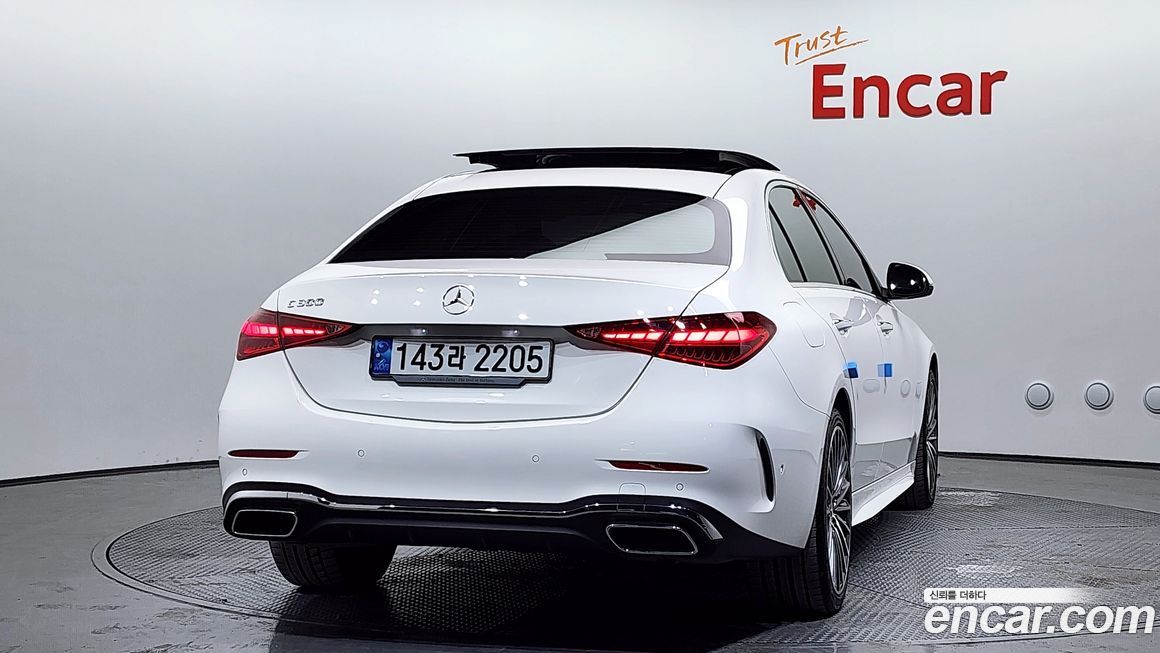 Mercedes-Benz C-Class 2022