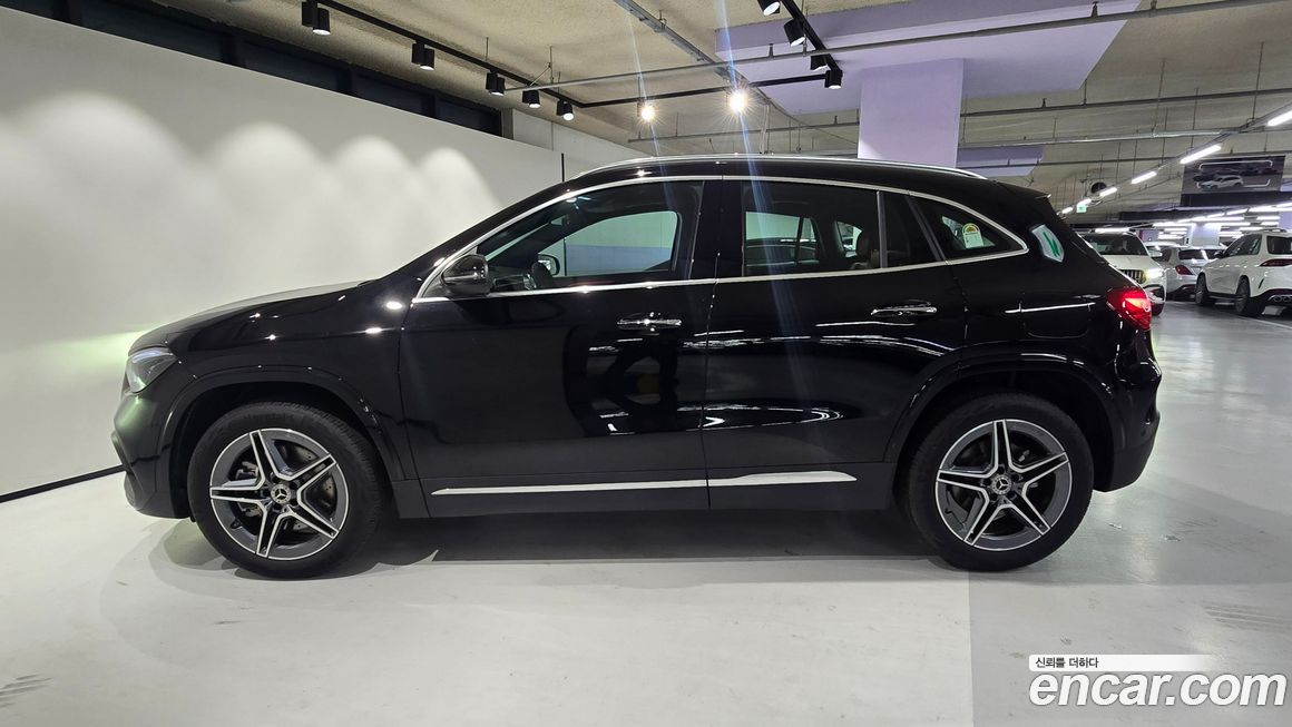 Mercedes-Benz GLA-Class 2025